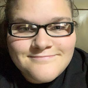 Meet your Posher, Justine